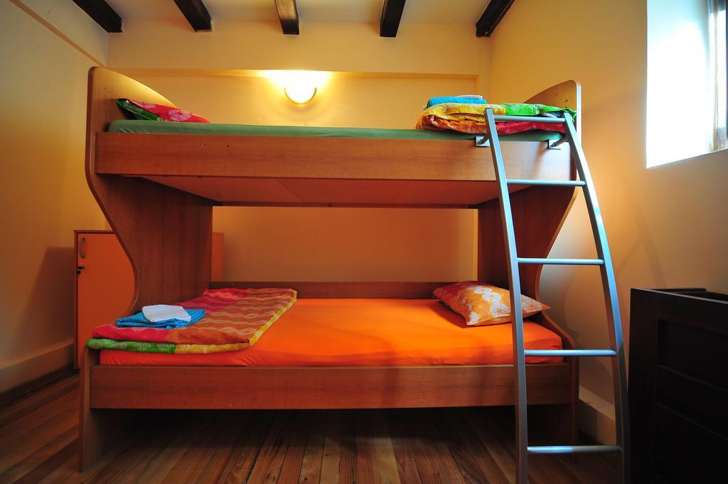 Hostel Bed N Beer Белград Стая снимка