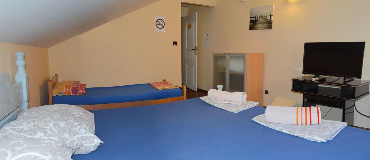 Hostel Bed N Beer Белград Екстериор снимка