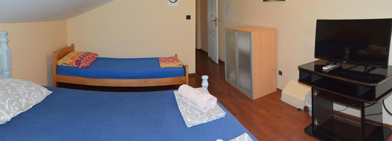 Hostel Bed N Beer Белград Екстериор снимка